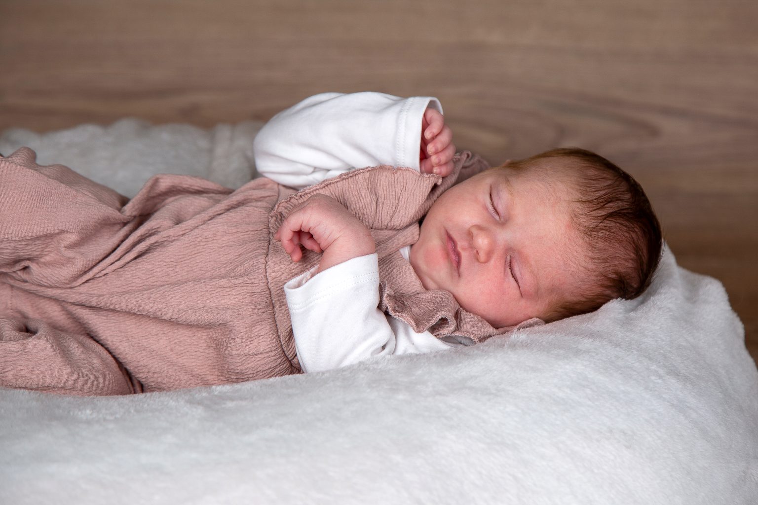 Kinderfoto von Sarah Seiler Fotografie Ein aktives Tierfoto voller Energie und Freude.